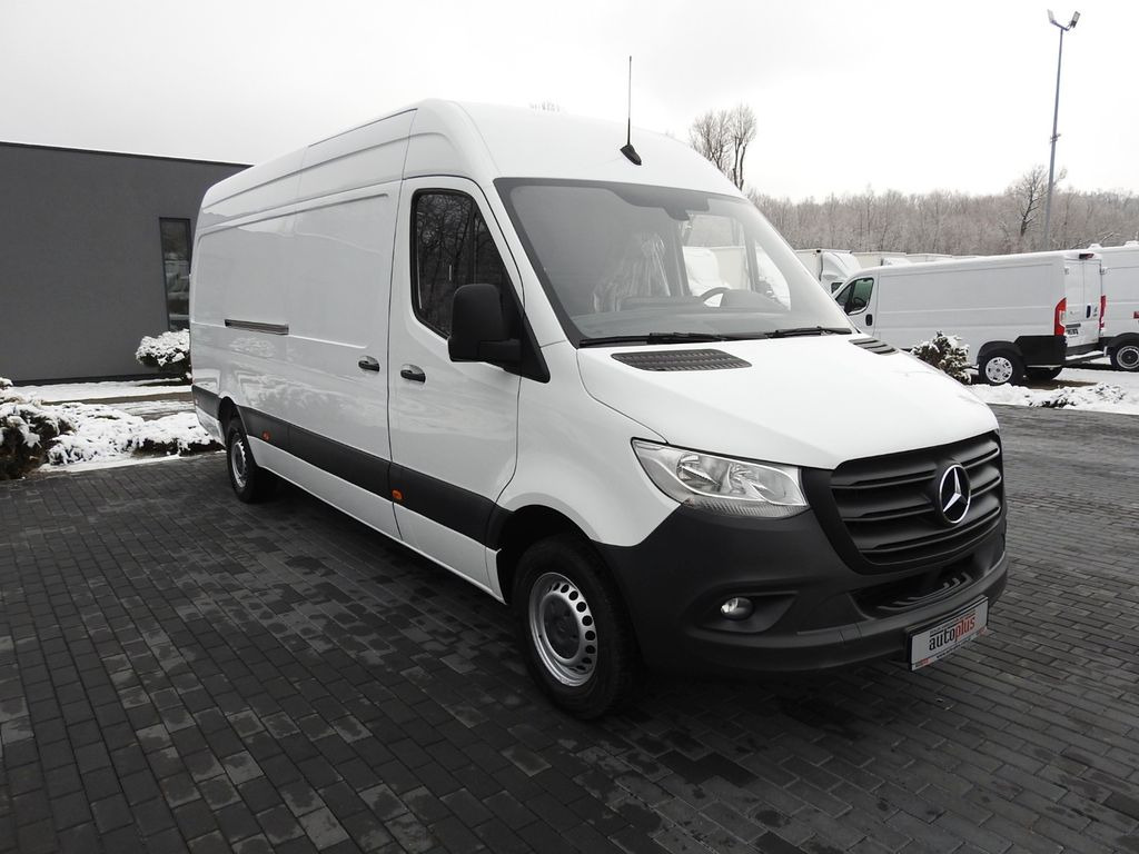 Mercedes-Benz SPRINTER 316 KASTENWAGEN KLIMAANLAGE 165PS - Panel van: picture 4 Mercedes-Benz SPRINTER 316 KASTENWAGEN KLIMAANLAGE 165PS - Panel van: picture 4