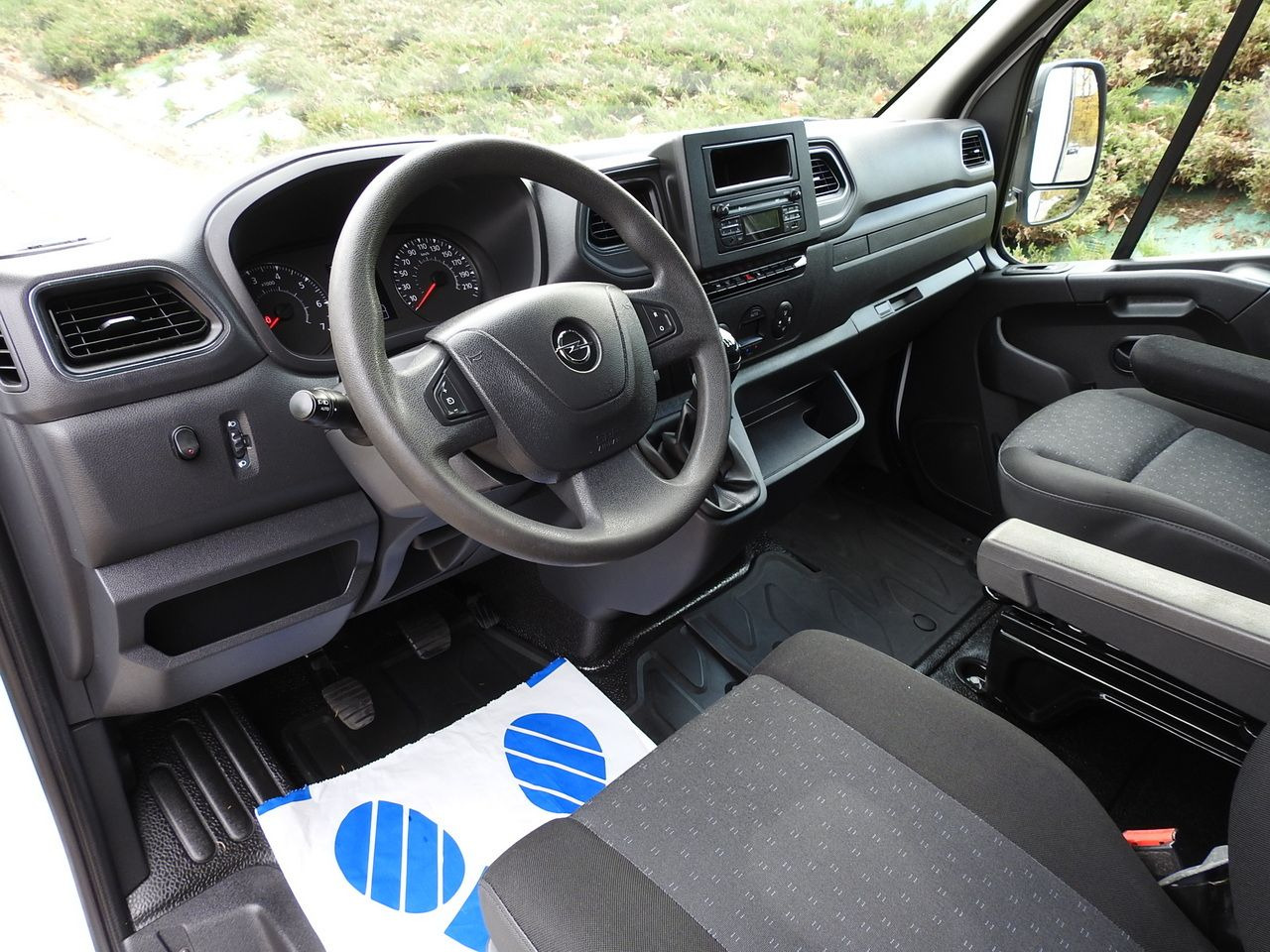 OPEL MOVANO TARPAULIN 10 PALLETS WEBASTO CRUISE CONTROL LED LIGHTS PNEUMATICS AIR CONDITIONING 165HP - Curtain side van: picture 2 OPEL MOVANO TARPAULIN 10 PALLETS WEBASTO CRUISE CONTROL LED LIGHTS PNEUMATICS AIR CONDITIONING 165HP - Curtain side van: picture 2