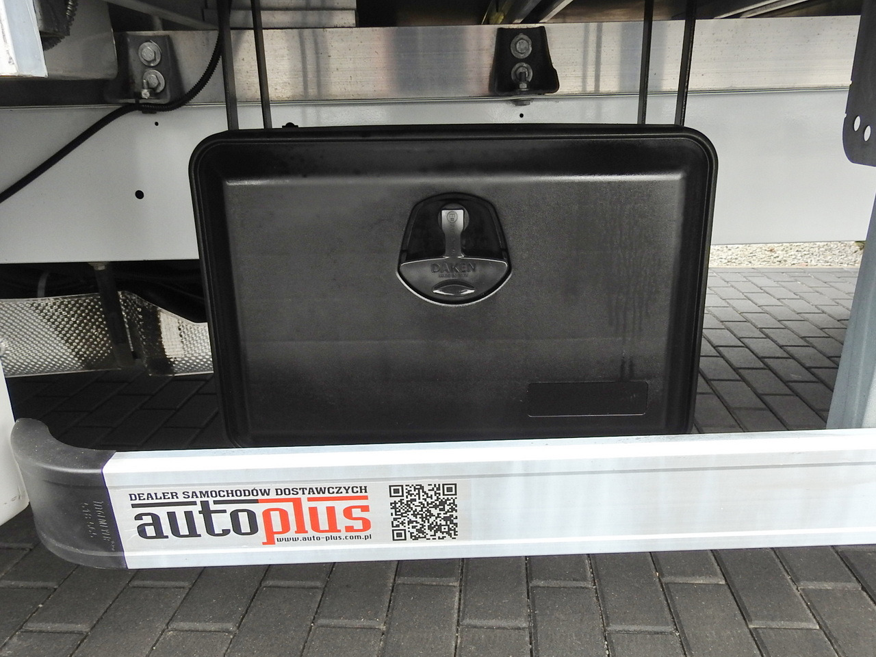 Curtain side van OPEL MOVANO  TARPAULIN 8 PALLETS WEBASTO CRUISE CONTROL LED LIGHTS PNEUMATICS AIR CONDITIONING  165HP: picture 22 Curtain side van OPEL MOVANO  TARPAULIN 8 PALLETS WEBASTO CRUISE CONTROL LED LIGHTS PNEUMATICS AIR CONDITIONING  165HP: picture 22