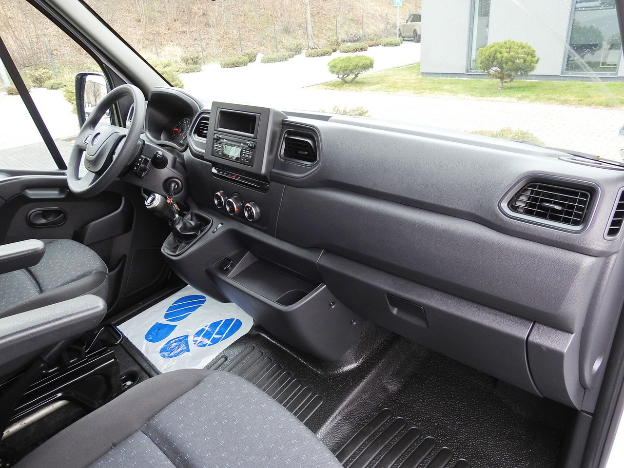 Curtain side van OPEL MOVANO  TARPAULIN 8 PALLETS WEBASTO CRUISE CONTROL LED LIGHTS PNEUMATICS AIR CONDITIONING  165HP: picture 39 Curtain side van OPEL MOVANO  TARPAULIN 8 PALLETS WEBASTO CRUISE CONTROL LED LIGHTS PNEUMATICS AIR CONDITIONING  165HP: picture 39