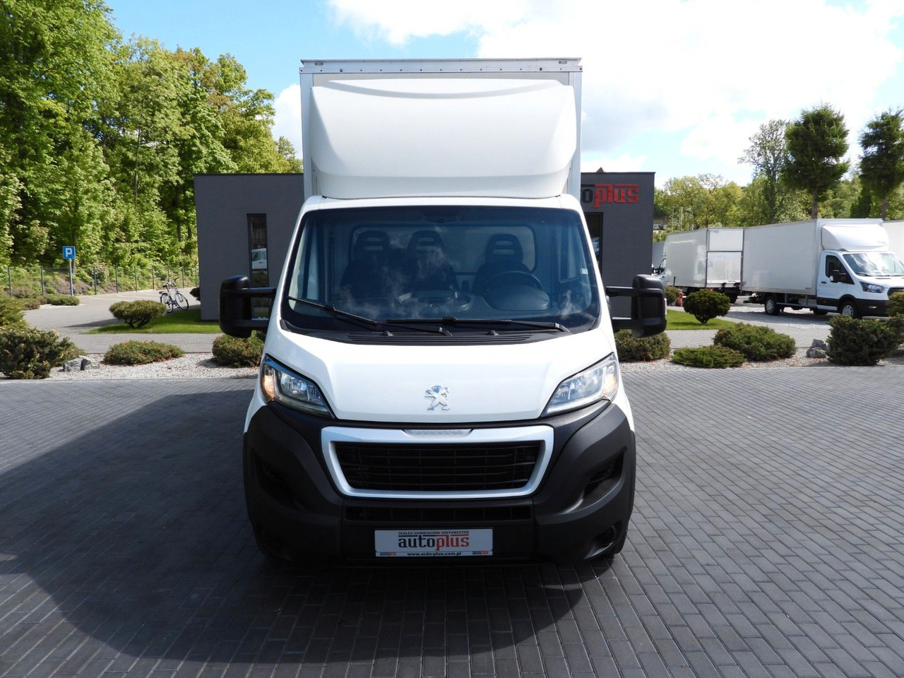 Peugeot BOXER KOFFER 8 PALETTEN TEMPOMAT KLIMAANLAGE Peugeot BOXER KOFFER 8 PALETTEN TEMPOMAT KLIMAANLAGE - Box van: picture 5 Peugeot BOXER KOFFER 8 PALETTEN TEMPOMAT KLIMAANLAGE Peugeot BOXER KOFFER 8 PALETTEN TEMPOMAT KLIMAANLAGE - Box van: picture 5