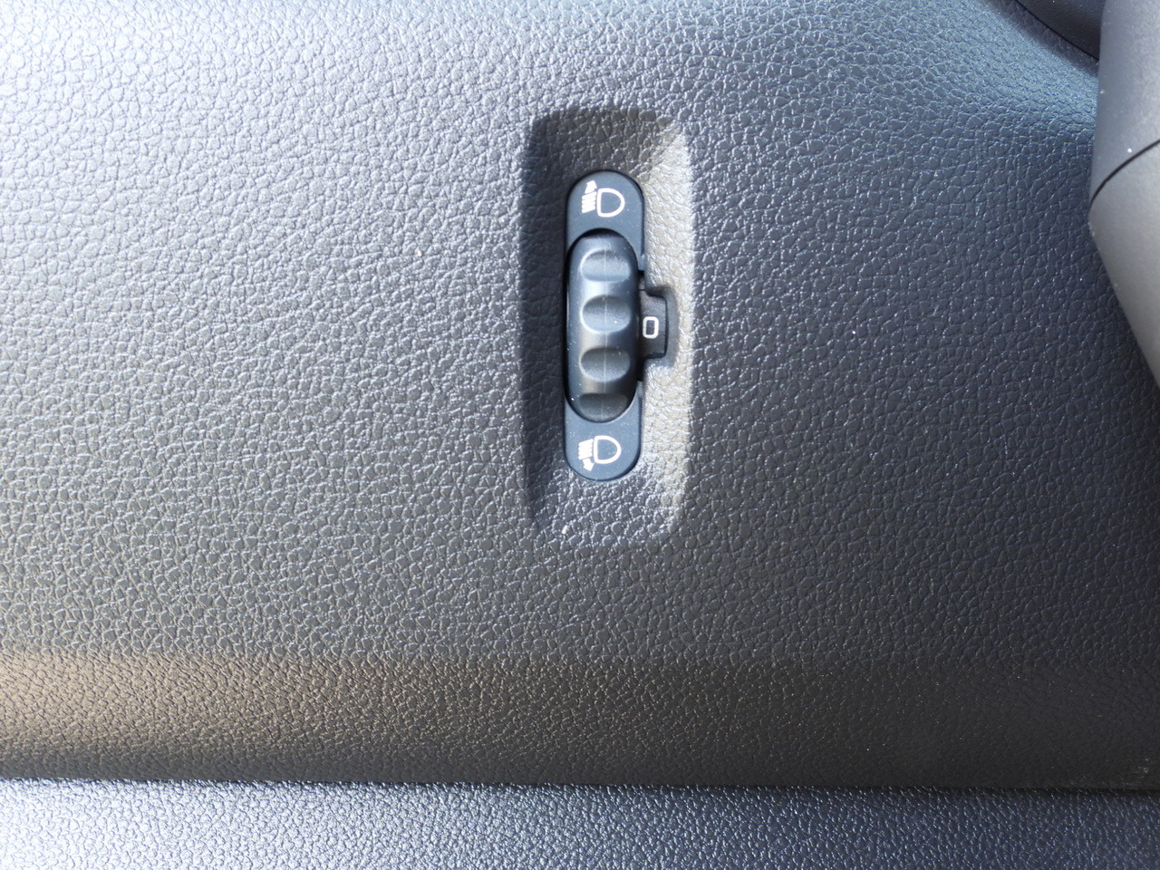 RENAULT MASTER  BOX LIFT 8 PALLETS CRUISE CONTROL NAVIGATION LED LIGHTS TWIN WHEELS AIR CONDITIONING  145HP on lease RENAULT MASTER  BOX LIFT 8 PALLETS CRUISE CONTROL NAVIGATION LED LIGHTS TWIN WHEELS AIR CONDITIONING  145HP: picture 28