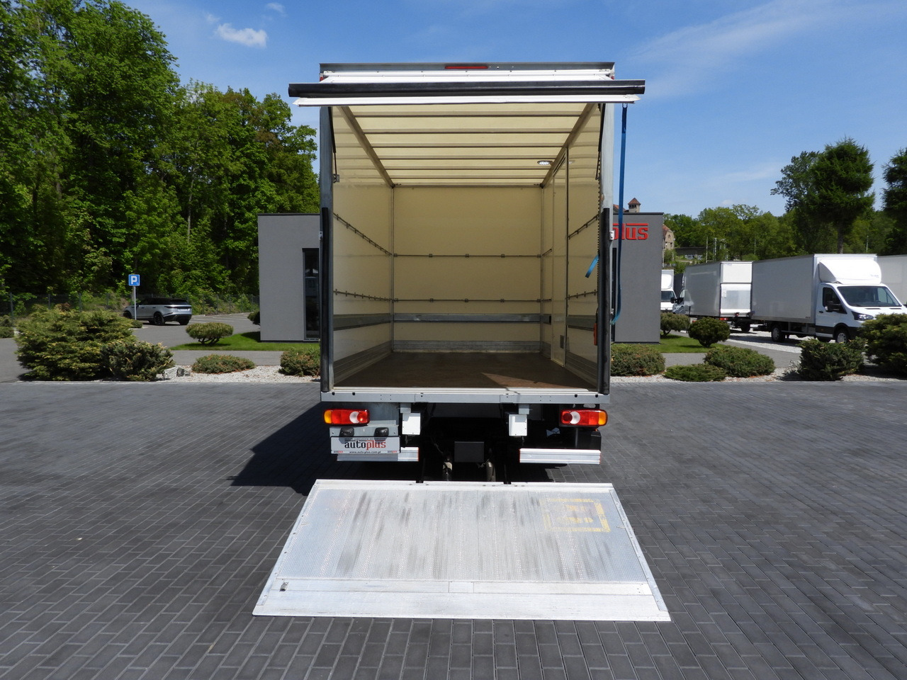 RENAULT MASTER  BOX LIFT 8 PALLETS CRUISE CONTROL NAVIGATION LED LIGHTS TWIN WHEELS AIR CONDITIONING  145HP on lease RENAULT MASTER  BOX LIFT 8 PALLETS CRUISE CONTROL NAVIGATION LED LIGHTS TWIN WHEELS AIR CONDITIONING  145HP: picture 12