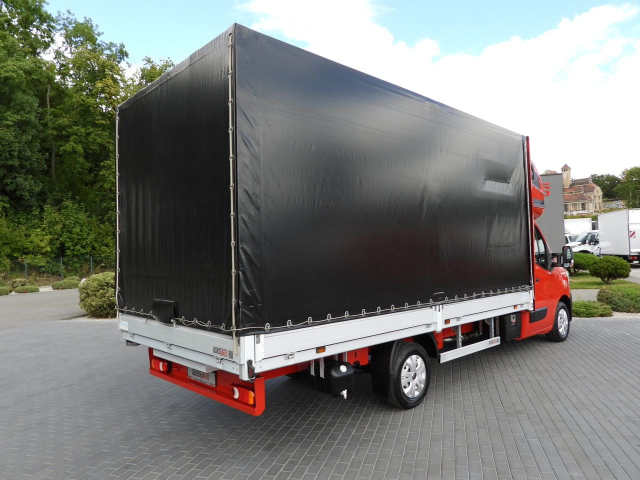 RENAULT MASTER TARPAULIN 10 PALLETS WEBASTO CRUISE CONTROL LED LIGHTS AIR CONDITIONING 165HP - Curtain side van: picture 3 RENAULT MASTER TARPAULIN 10 PALLETS WEBASTO CRUISE CONTROL LED LIGHTS AIR CONDITIONING 165HP - Curtain side van: picture 3