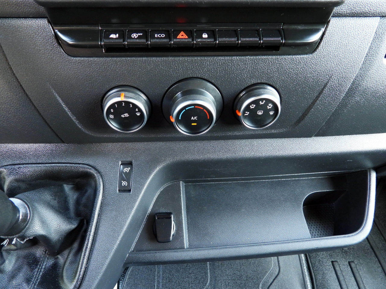 RENAULT MASTER  TARPAULIN 10 PALLETS WEBASTO CRUISE CONTROL LED LIGHTS PNEUMATICS AIR CONDITIONING  165HP on lease RENAULT MASTER  TARPAULIN 10 PALLETS WEBASTO CRUISE CONTROL LED LIGHTS PNEUMATICS AIR CONDITIONING  165HP: picture 34