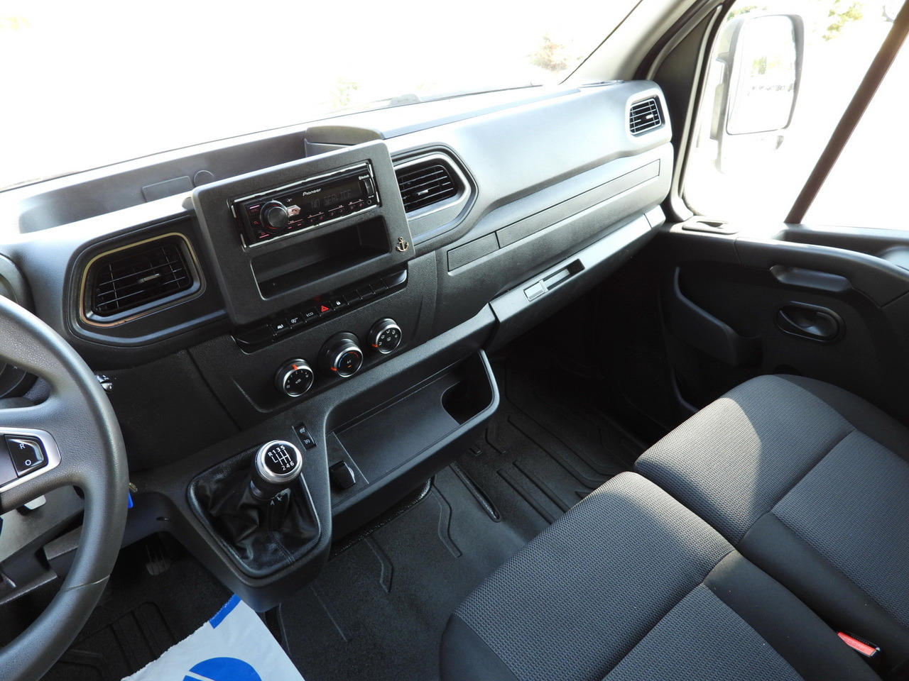 Curtain side van RENAULT MASTER  TARPAULIN 10 PALLETS WEBASTO CRUISE CONTROL LED LIGHTS PNEUMATICS AIR CONDITIONING  165HP: picture 32