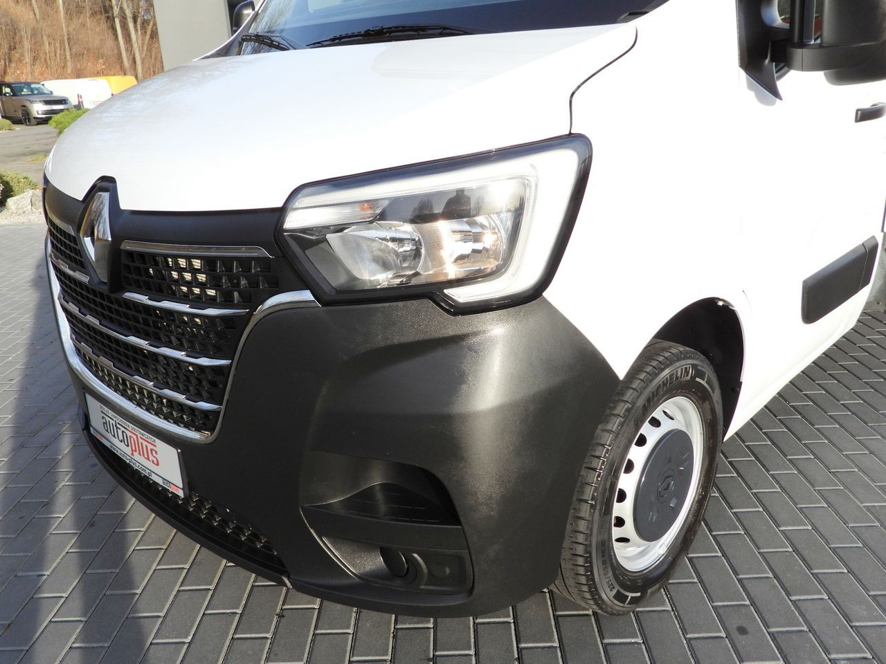 Curtain side van RENAULT MASTER TARPAULIN 10 PALLETS WEBASTO CRUISE CONTROL LED LIGHTS PNEUMATICS AIR CONDITIONING 165HP: picture 19 Curtain side van RENAULT MASTER TARPAULIN 10 PALLETS WEBASTO CRUISE CONTROL LED LIGHTS PNEUMATICS AIR CONDITIONING 165HP: picture 19