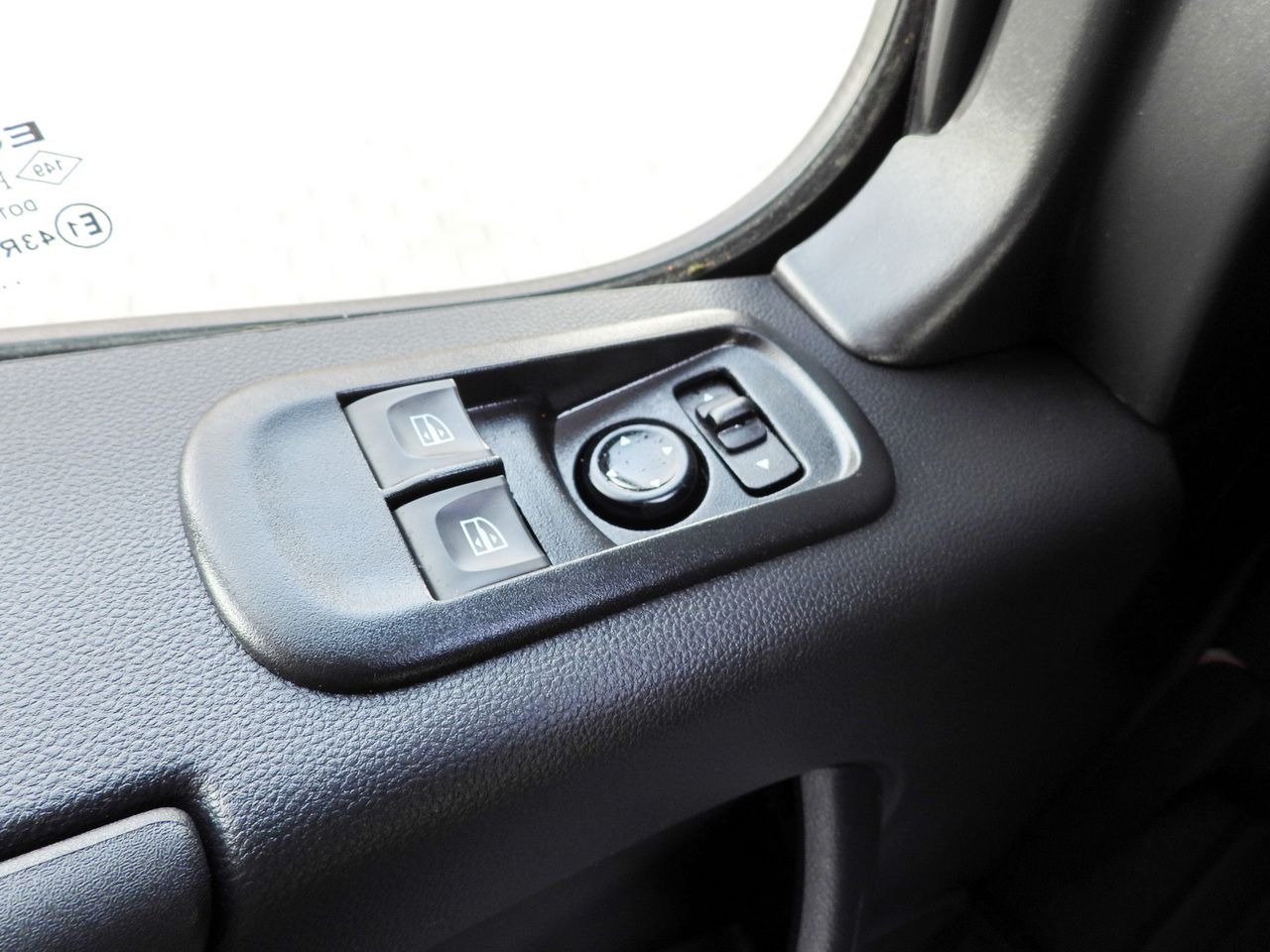 Curtain side van RENAULT MASTER TARPAULIN 10 PALLETS WEBASTO CRUISE CONTROL LED LIGHTS PNEUMATICS AIR CONDITIONING 165HP: picture 27 Curtain side van RENAULT MASTER TARPAULIN 10 PALLETS WEBASTO CRUISE CONTROL LED LIGHTS PNEUMATICS AIR CONDITIONING 165HP: picture 27