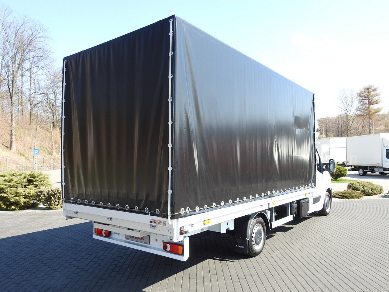 RENAULT MASTER TARPAULIN 10 PALLETS WEBASTO CRUISE CONTROL LED LIGHTS PNEUMATICS AIR CONDITIONING 165HP - Curtain side van: picture 3 RENAULT MASTER TARPAULIN 10 PALLETS WEBASTO CRUISE CONTROL LED LIGHTS PNEUMATICS AIR CONDITIONING 165HP - Curtain side van: picture 3