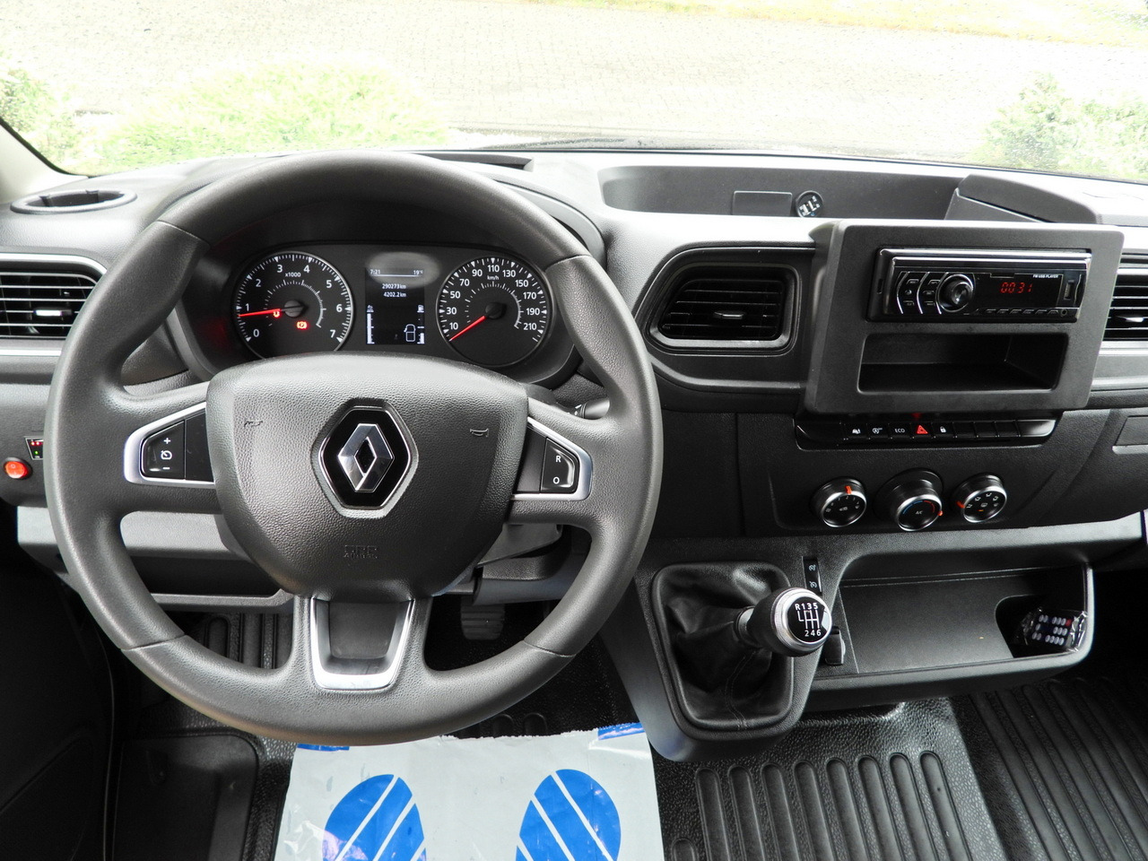 Curtain side van RENAULT MASTER  TARPAULIN 10 PALLETS WEBASTO CRUISE CONTROL LED LIGHTS PNEUMATICS AIR CONDITIONING  165HP: picture 29