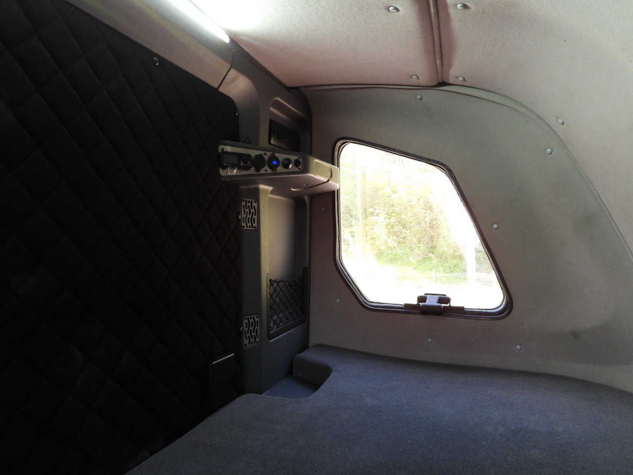 RENAULT MASTER  TARPAULIN 10 PALLETS WEBASTO CRUISE CONTROL LED LIGHTS PNEUMATICS AIR CONDITIONING  165HP on lease RENAULT MASTER  TARPAULIN 10 PALLETS WEBASTO CRUISE CONTROL LED LIGHTS PNEUMATICS AIR CONDITIONING  165HP: picture 40