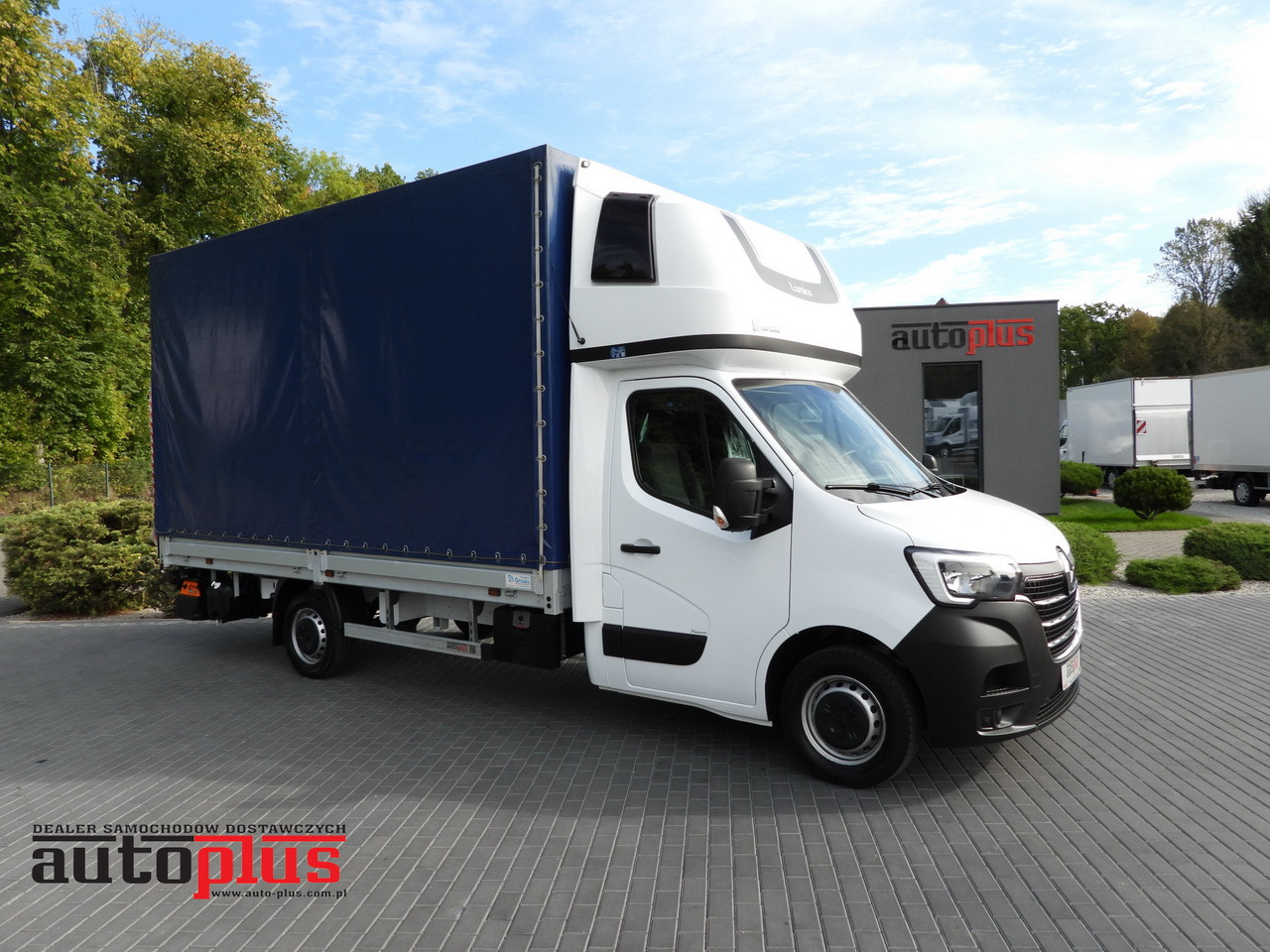 RENAULT MASTER TARPAULIN LIFT 9 PALLETS WEBASTO CRUISE CONTROL LED LIGHTS PNEUMATICS AIR CONDITIONING 165HP - Curtain side van: picture 1 RENAULT MASTER TARPAULIN LIFT 9 PALLETS WEBASTO CRUISE CONTROL LED LIGHTS PNEUMATICS AIR CONDITIONING 165HP - Curtain side van: picture 1