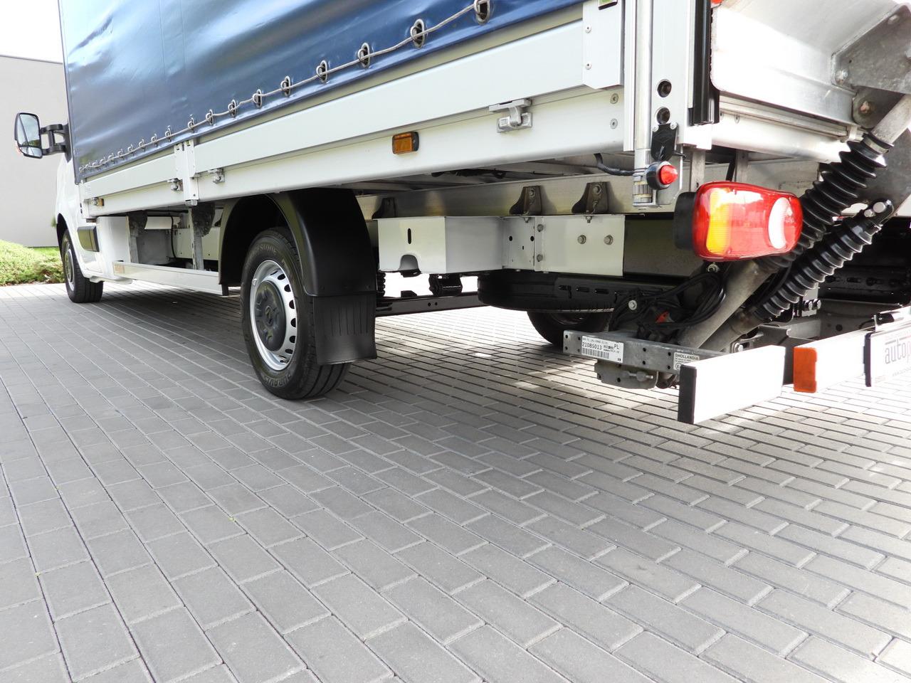 RENAULT MASTER TARPAULIN LIFT 9 PALLETS WEBASTO CRUISE CONTROL LED LIGHTS PNEUMATICS AIR CONDITIONING 165HP on lease RENAULT MASTER TARPAULIN LIFT 9 PALLETS WEBASTO CRUISE CONTROL LED LIGHTS PNEUMATICS AIR CONDITIONING 165HP: picture 16 RENAULT MASTER TARPAULIN LIFT 9 PALLETS WEBASTO CRUISE CONTROL LED LIGHTS PNEUMATICS AIR CONDITIONING 165HP on lease RENAULT MASTER TARPAULIN LIFT 9 PALLETS WEBASTO CRUISE CONTROL LED LIGHTS PNEUMATICS AIR CONDITIONING 165HP: picture 16