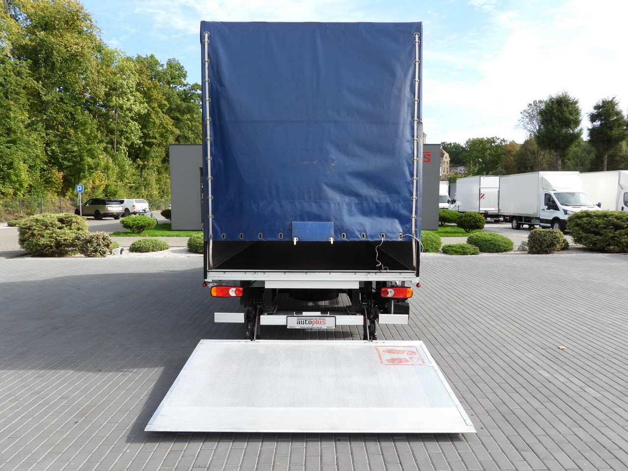 RENAULT MASTER TARPAULIN LIFT 9 PALLETS WEBASTO CRUISE CONTROL LED LIGHTS PNEUMATICS AIR CONDITIONING 165HP on lease RENAULT MASTER TARPAULIN LIFT 9 PALLETS WEBASTO CRUISE CONTROL LED LIGHTS PNEUMATICS AIR CONDITIONING 165HP: picture 17 RENAULT MASTER TARPAULIN LIFT 9 PALLETS WEBASTO CRUISE CONTROL LED LIGHTS PNEUMATICS AIR CONDITIONING 165HP on lease RENAULT MASTER TARPAULIN LIFT 9 PALLETS WEBASTO CRUISE CONTROL LED LIGHTS PNEUMATICS AIR CONDITIONING 165HP: picture 17