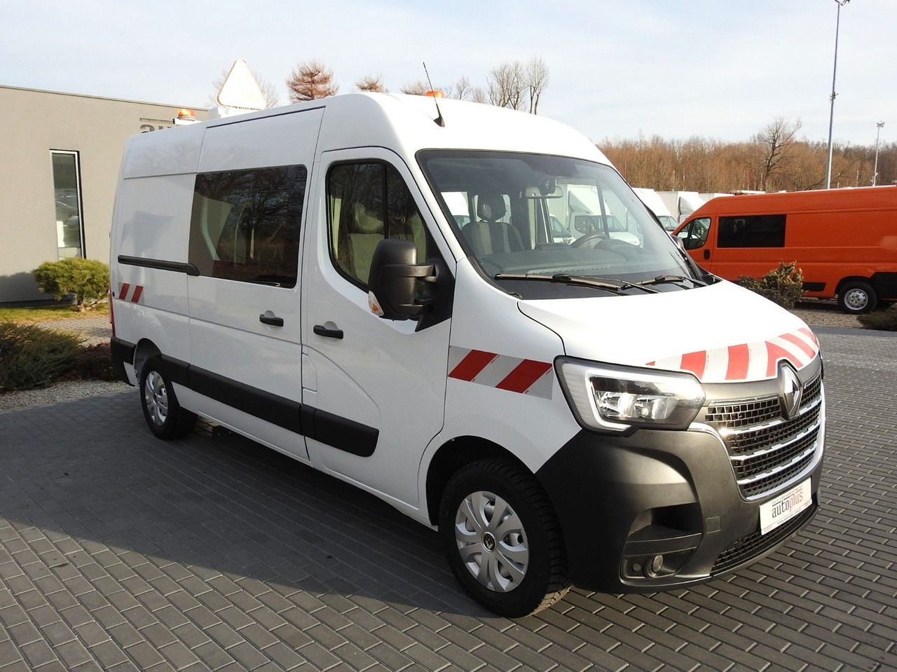 Renault MASTER KASTENWAGEN DOPPELKABINE 7 SITZE TEMPOMAT - Panel van, Combi van: picture 4 Renault MASTER KASTENWAGEN DOPPELKABINE 7 SITZE TEMPOMAT - Panel van, Combi van: picture 4