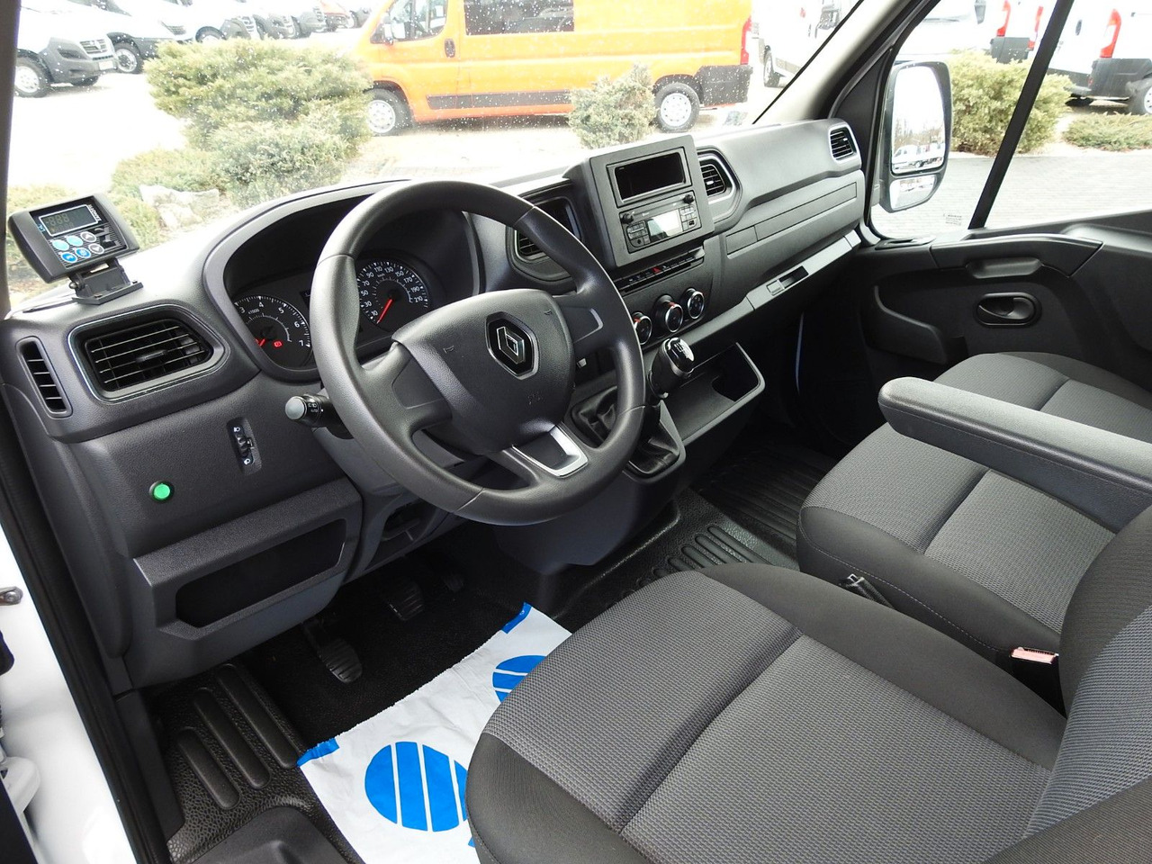 Renault MASTER KÜHLKOFFER 0*C LED LICHTER KLIMAANLAGE - Refrigerated van: picture 2 Renault MASTER KÜHLKOFFER 0*C LED LICHTER KLIMAANLAGE - Refrigerated van: picture 2