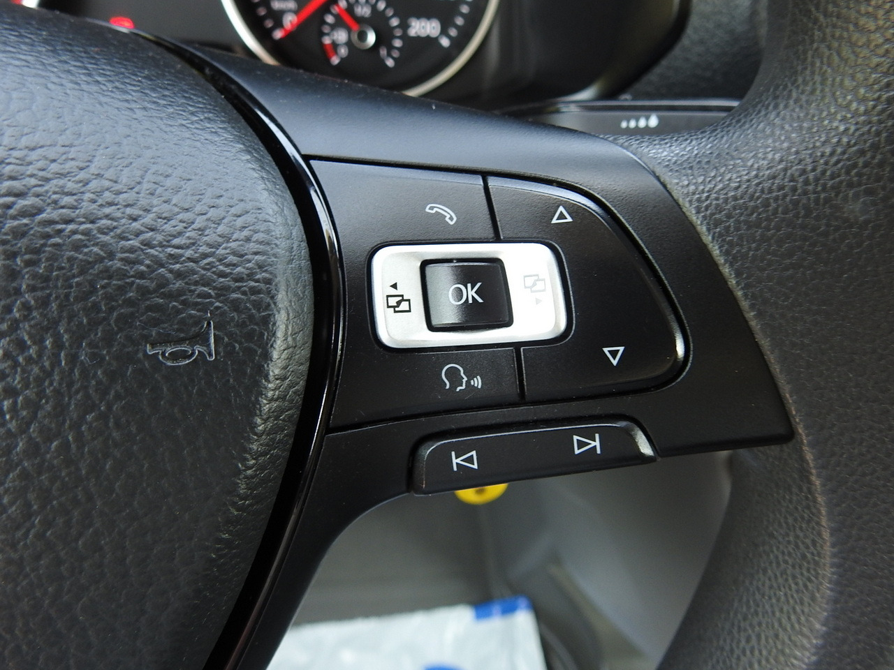 VOLKSWAGEN CRAFTER TARPAULIN 10 PALLETS WEBASTO CRUISE CONTROL AIR CONDITIONING LED LIGHTS  180HP on lease VOLKSWAGEN CRAFTER TARPAULIN 10 PALLETS WEBASTO CRUISE CONTROL AIR CONDITIONING LED LIGHTS  180HP: picture 32