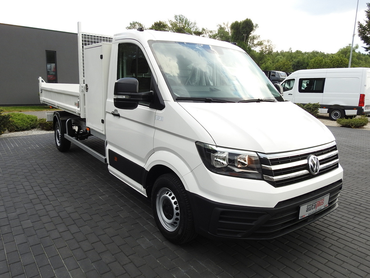 VOLKSWAGEN CRAFTER TIPPER CRUISE CONTROL 100HP - Tipper van: picture 4 VOLKSWAGEN CRAFTER TIPPER CRUISE CONTROL 100HP - Tipper van: picture 4
