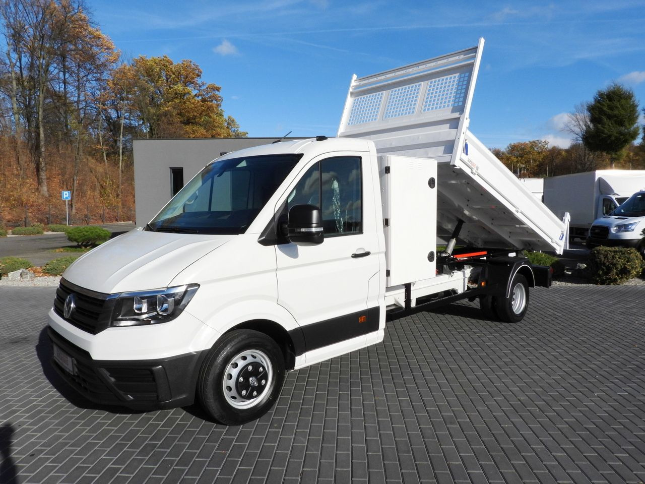 Tipper van VOLKSWAGEN CRAFTER TIPPER CRUISE CONTROL NAVIGATION TWIN WHEELS AIR CONDITIONING  180HP: picture 17