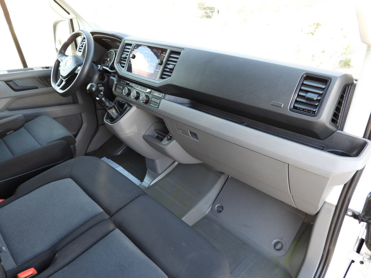 Tipper van VOLKSWAGEN CRAFTER TIPPER CRUISE CONTROL NAVIGATION TWIN WHEELS AIR CONDITIONING  180HP: picture 38