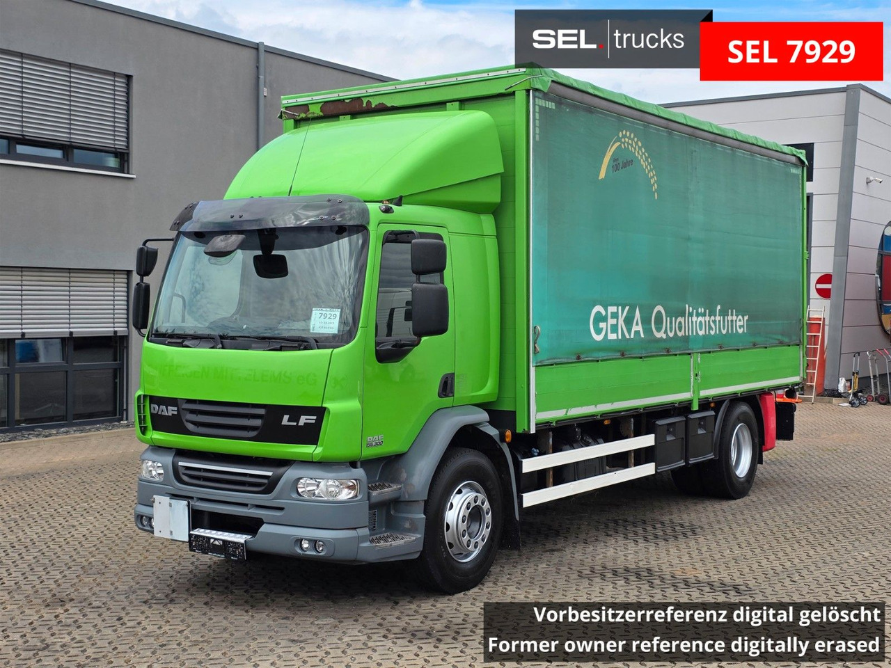 DAF FA LF 55.300 / Ladebordwand + Kofferseite - Curtainsider truck: picture 1 DAF FA LF 55.300 / Ladebordwand + Kofferseite - Curtainsider truck: picture 1