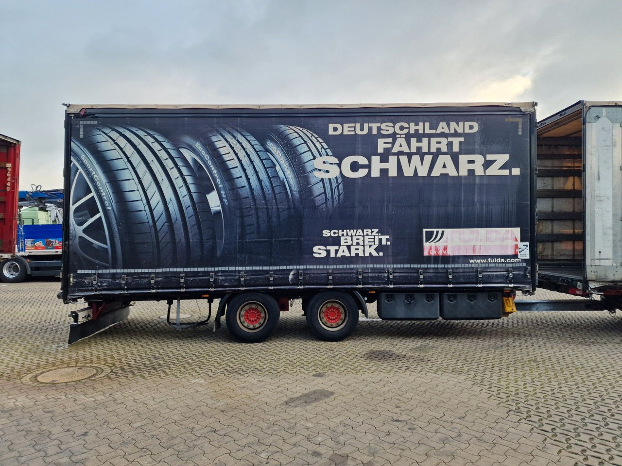 Curtainsider truck DAF XF 460 FAR / ZF Intarder / Durchladezug: picture 27