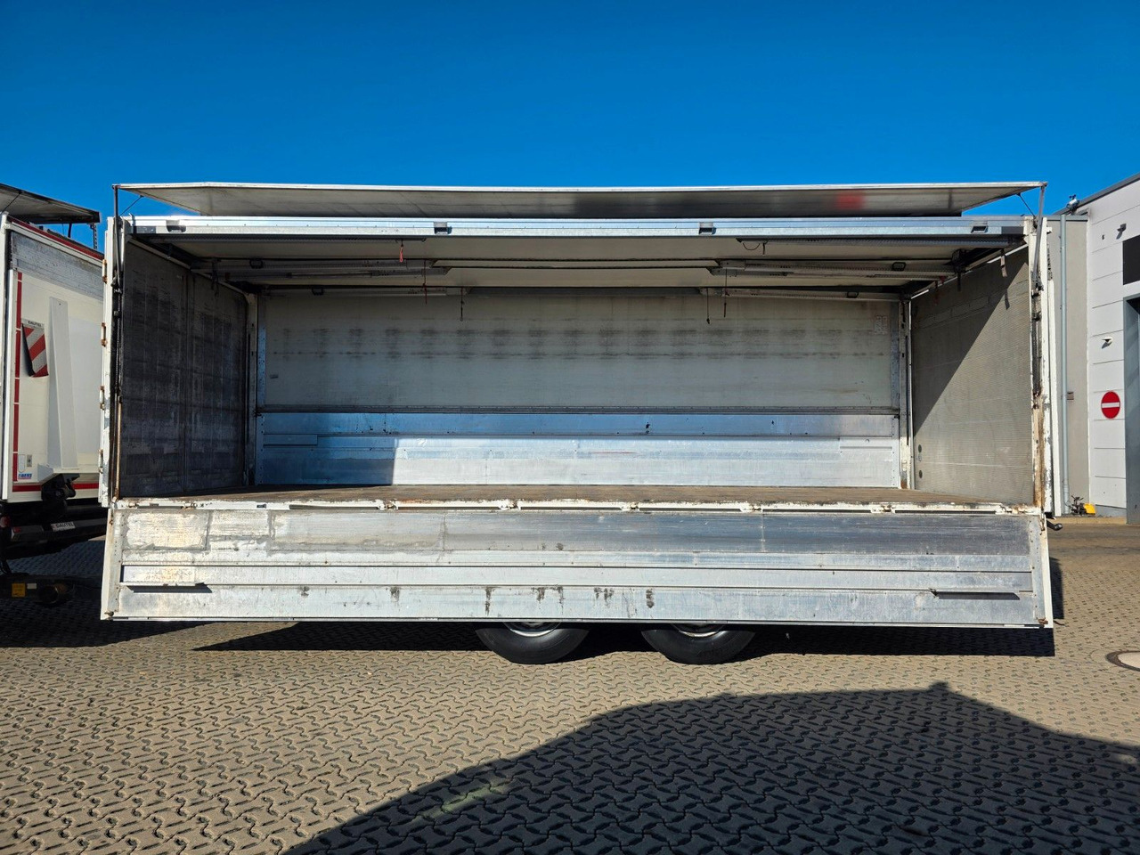 Beverage truck Iveco Stralis 420 / Ldbw / Lenkachse / Liftachse: picture 40 Beverage truck Iveco Stralis 420 / Ldbw / Lenkachse / Liftachse: picture 40