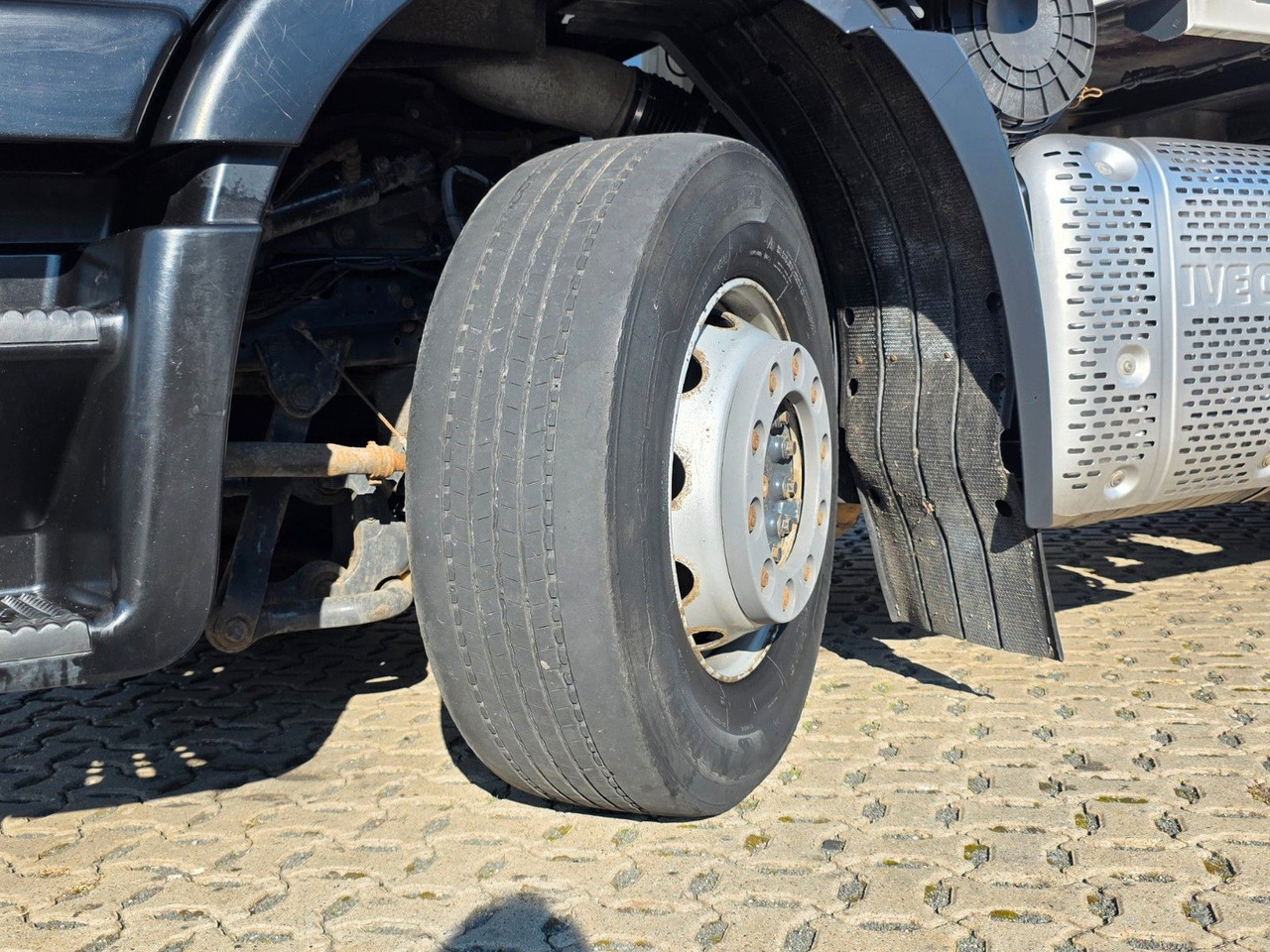 Beverage truck Iveco Stralis 420 / Ldbw / Lenkachse / Liftachse: picture 26 Beverage truck Iveco Stralis 420 / Ldbw / Lenkachse / Liftachse: picture 26