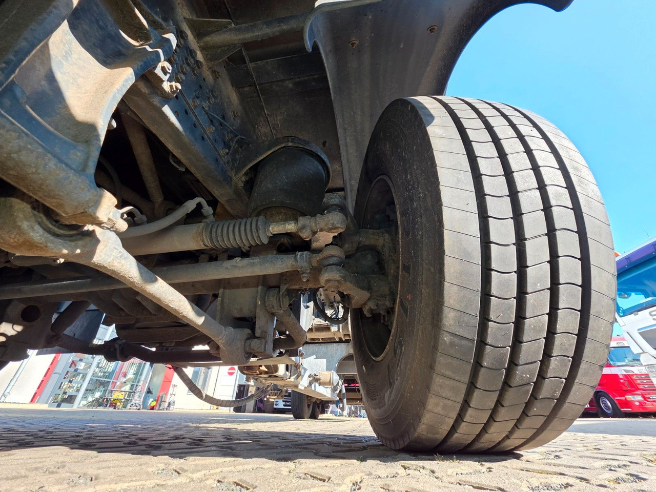 Beverage truck Iveco Stralis 420 / Ldbw / Lenkachse / Liftachse: picture 31 Beverage truck Iveco Stralis 420 / Ldbw / Lenkachse / Liftachse: picture 31