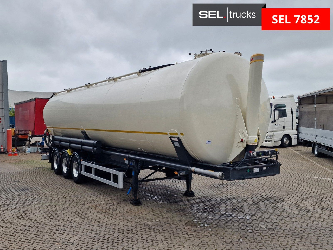 Kässbohrer XS SSK-60 / Kippsilo / Liftachse / 60m3 - Silo semi-trailer: picture 3 Kässbohrer XS SSK-60 / Kippsilo / Liftachse / 60m3 - Silo semi-trailer: picture 3