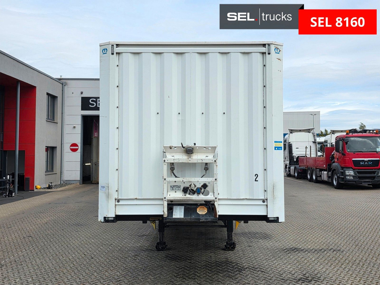 Krone SE / Rolltor TRIDEC / Zwangslenkung - Closed box semi-trailer: picture 3 Krone SE / Rolltor TRIDEC / Zwangslenkung - Closed box semi-trailer: picture 3