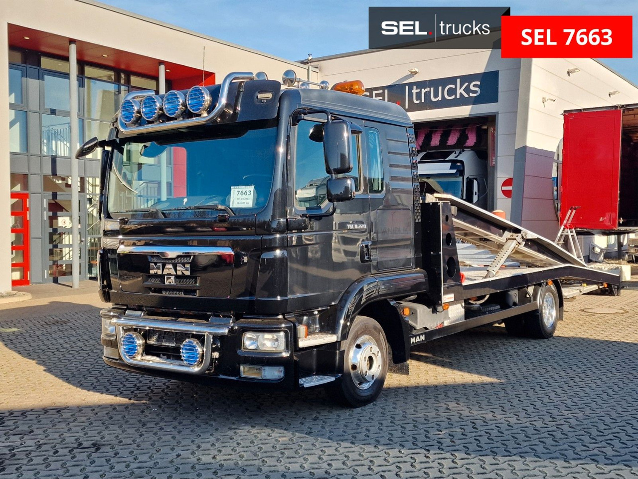 MAN TGL 8.220 4X2 BL / Xenon / Alu-Felgen - Autotransporter truck: picture 1 MAN TGL 8.220 4X2 BL / Xenon / Alu-Felgen - Autotransporter truck: picture 1