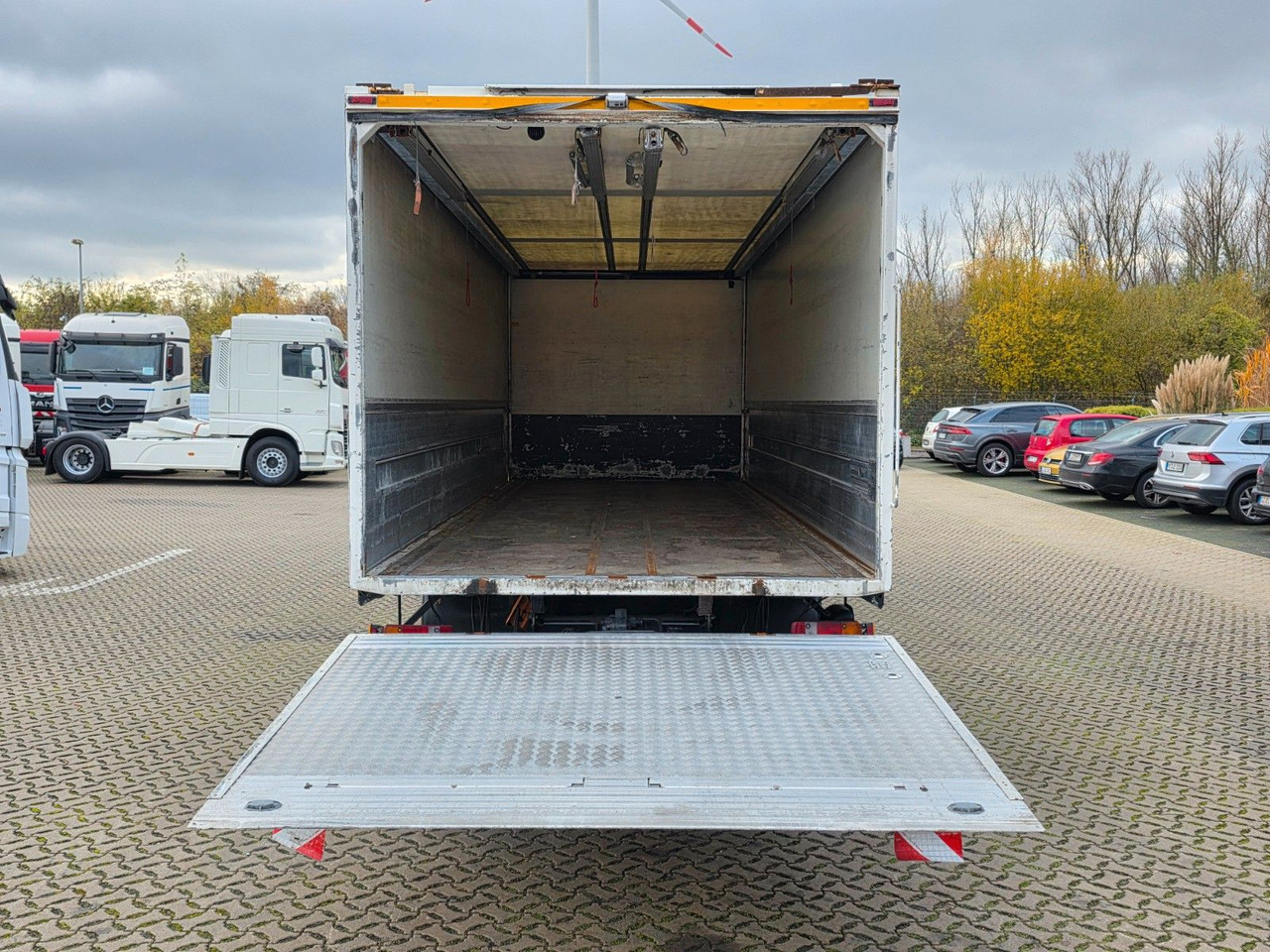 Beverage truck MAN TGM 22.290 6x2-4 LL / Ldbw / Rückfahrk. / Lenkac: picture 11