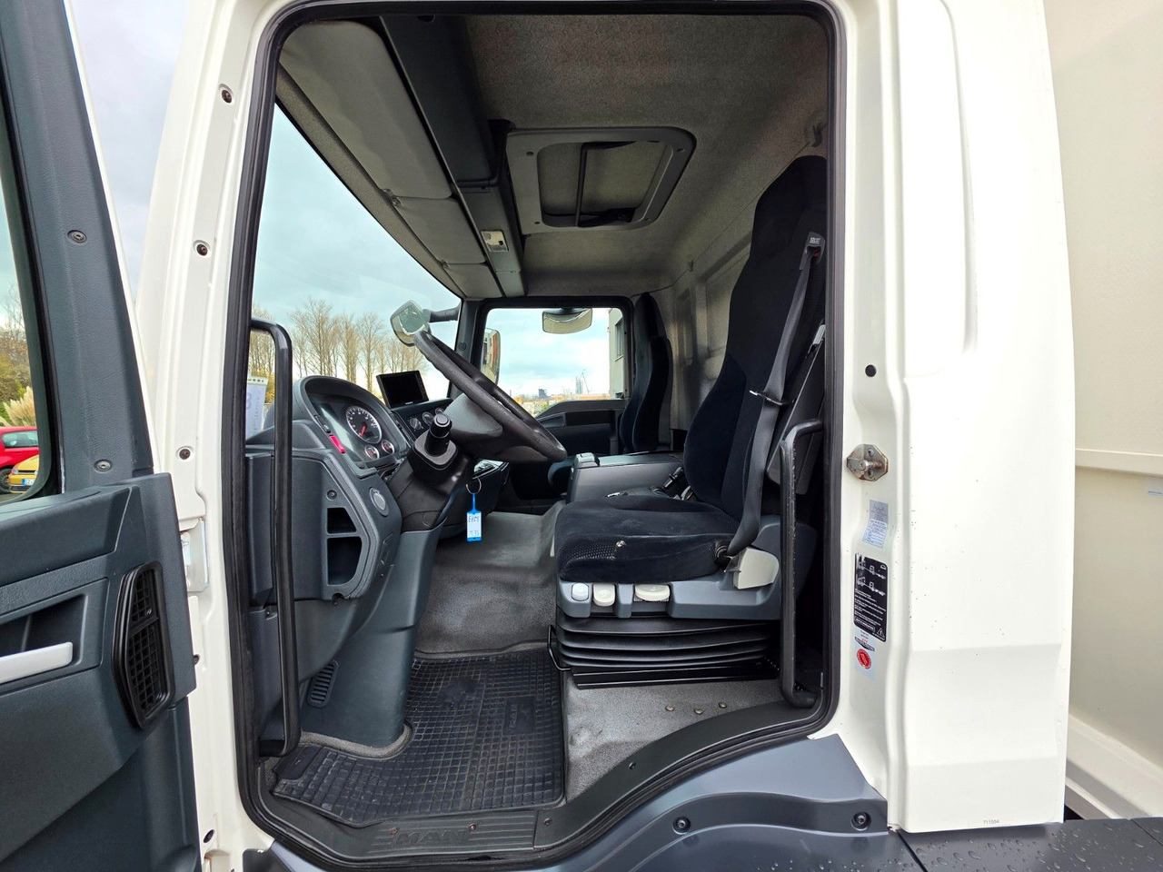 Beverage truck MAN TGM 22.290 6x2-4 LL / Ldbw / Rückfahrk. / Lenkac: picture 22