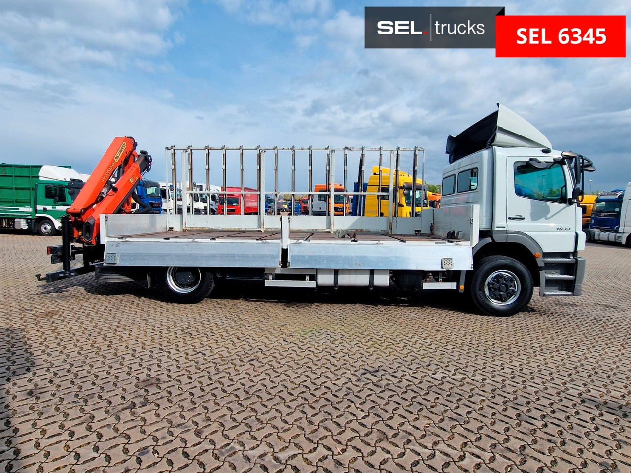 Mercedes-Benz Axor 1833L / Palfinger PK 12002-EH / GLAS - Crane truck: picture 4 Mercedes-Benz Axor 1833L / Palfinger PK 12002-EH / GLAS - Crane truck: picture 4