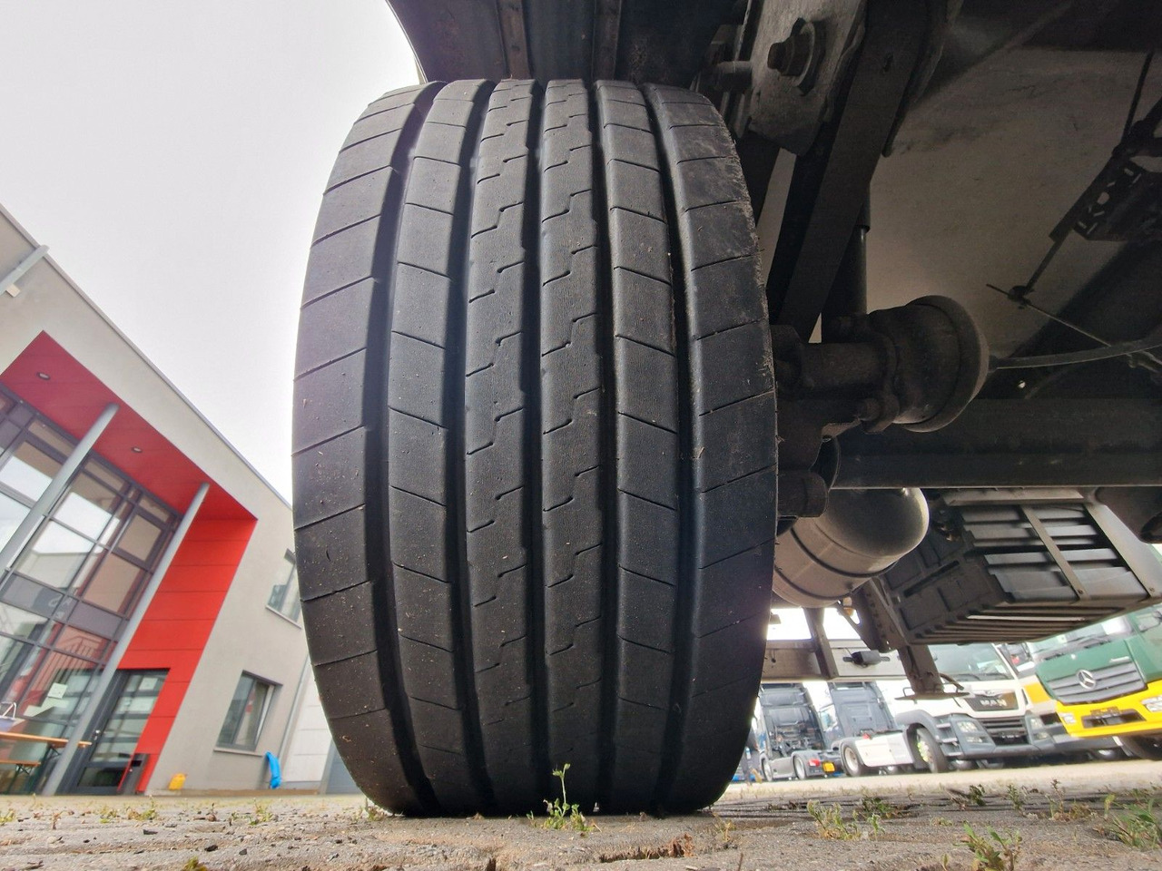 Closed box trailer ROHR RZK/18M / 2 Achsen - Tandem: picture 31 Closed box trailer ROHR RZK/18M / 2 Achsen - Tandem: picture 31