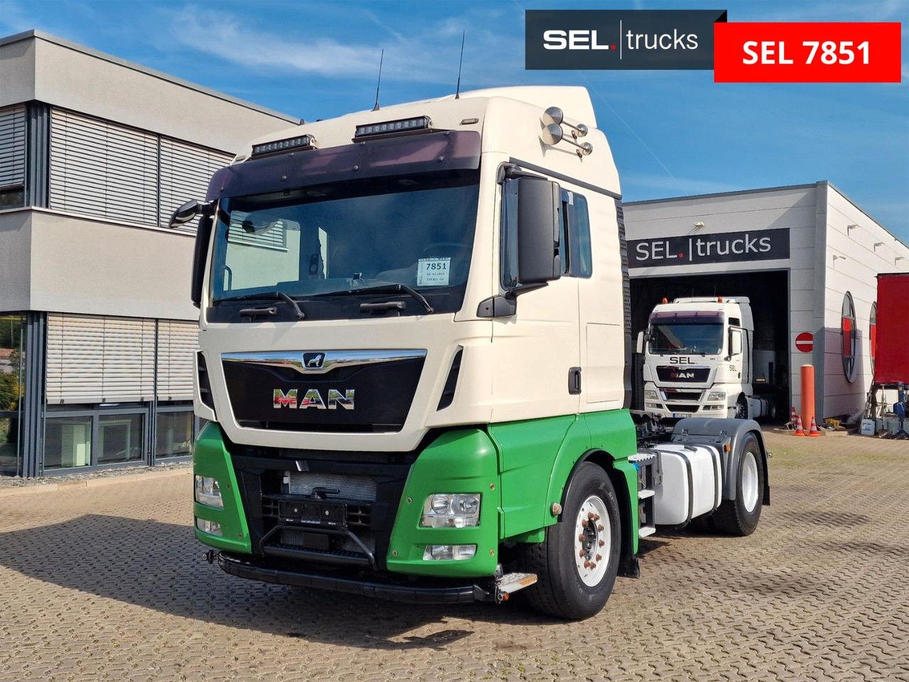 MAN TGX 18.460 4X2 BLS / Retarder / PTO / Standklima - Tractor unit: picture 1 MAN TGX 18.460 4X2 BLS / Retarder / PTO / Standklima - Tractor unit: picture 1