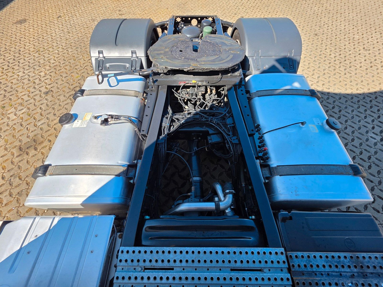 Tractor unit MAN TGX 18.460 4x2 LLS-U / Retarder / ADR AT: picture 10