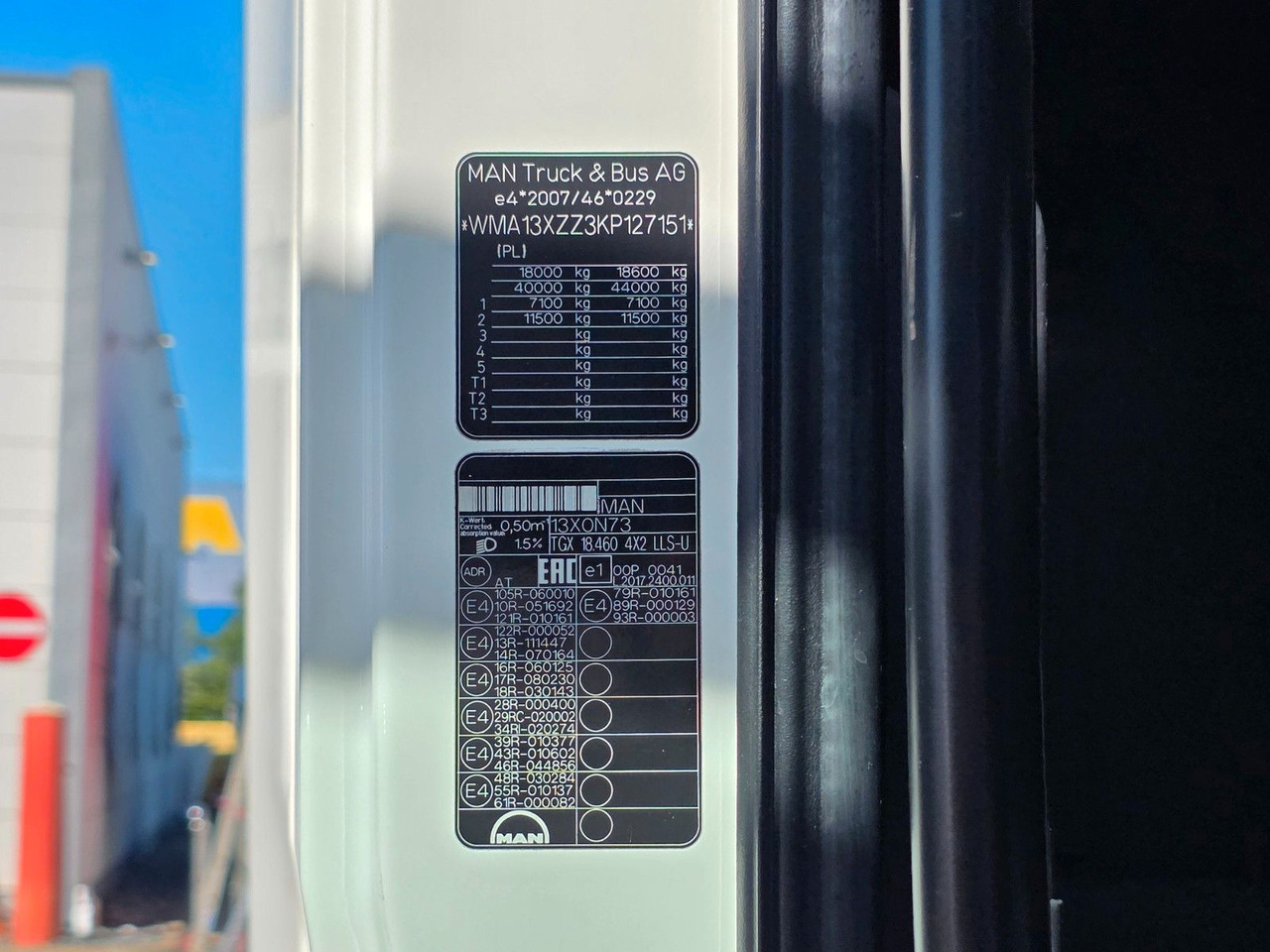 Tractor unit MAN TGX 18.460 4x2 LLS-U / Retarder / ADR AT: picture 15