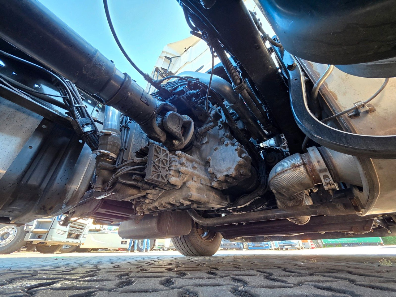 Tractor unit MAN TGX 18.460 4x2 LLS-U / Retarder / ADR AT: picture 12