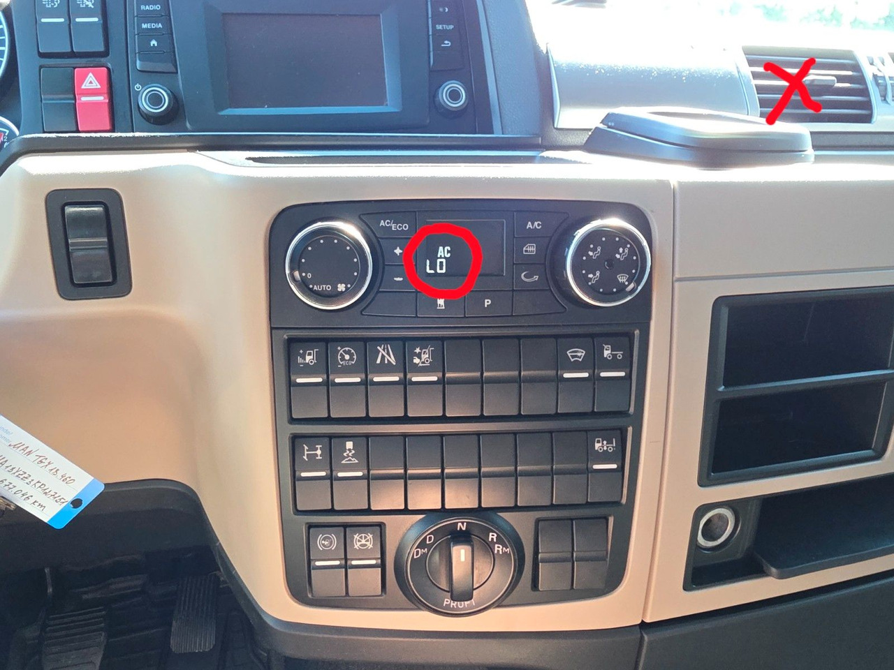 Tractor unit MAN TGX 18.460 4x2 LLS-U / Retarder / ADR AT: picture 25