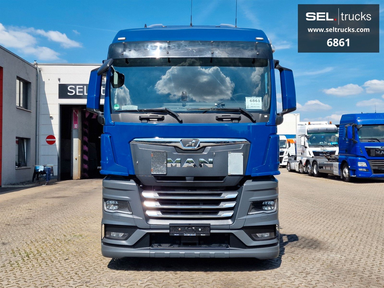 MAN TGX 18.510 4x2 LL SA / Retarder / 2 Tanks / Navi - Tractor unit: picture 2 MAN TGX 18.510 4x2 LL SA / Retarder / 2 Tanks / Navi - Tractor unit: picture 2