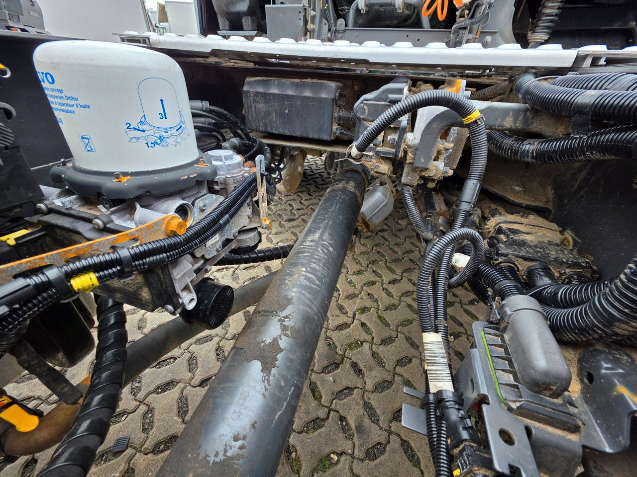 Tractor unit Volvo FH 460 / Nebenabtrieb / Kipphydraulik: picture 19 Tractor unit Volvo FH 460 / Nebenabtrieb / Kipphydraulik: picture 19