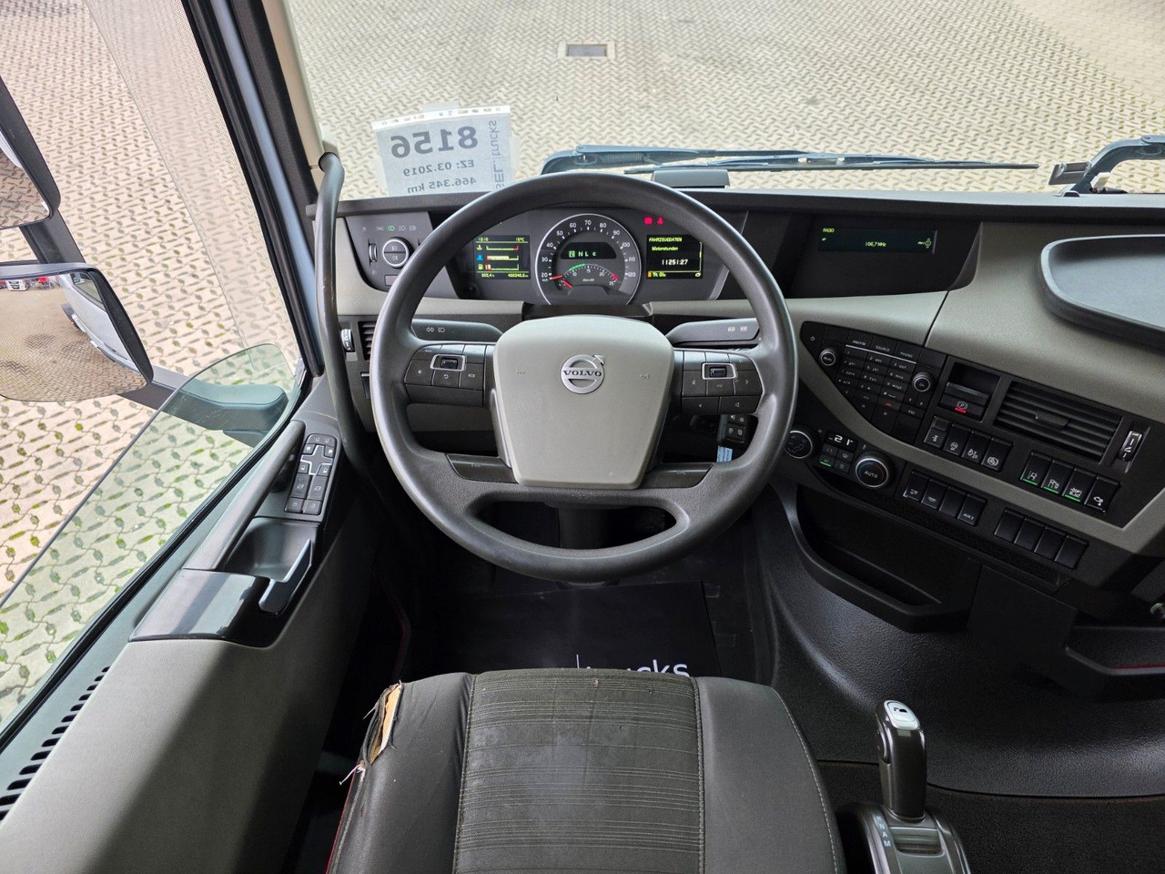 Tractor unit Volvo FH 460 / Nebenabtrieb / Kipphydraulik: picture 37 Tractor unit Volvo FH 460 / Nebenabtrieb / Kipphydraulik: picture 37