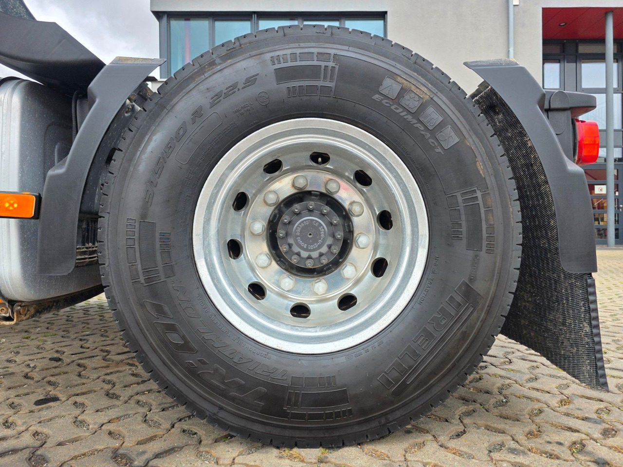 Tractor unit Volvo FH 460 / Nebenabtrieb / Kipphydraulik: picture 48 Tractor unit Volvo FH 460 / Nebenabtrieb / Kipphydraulik: picture 48