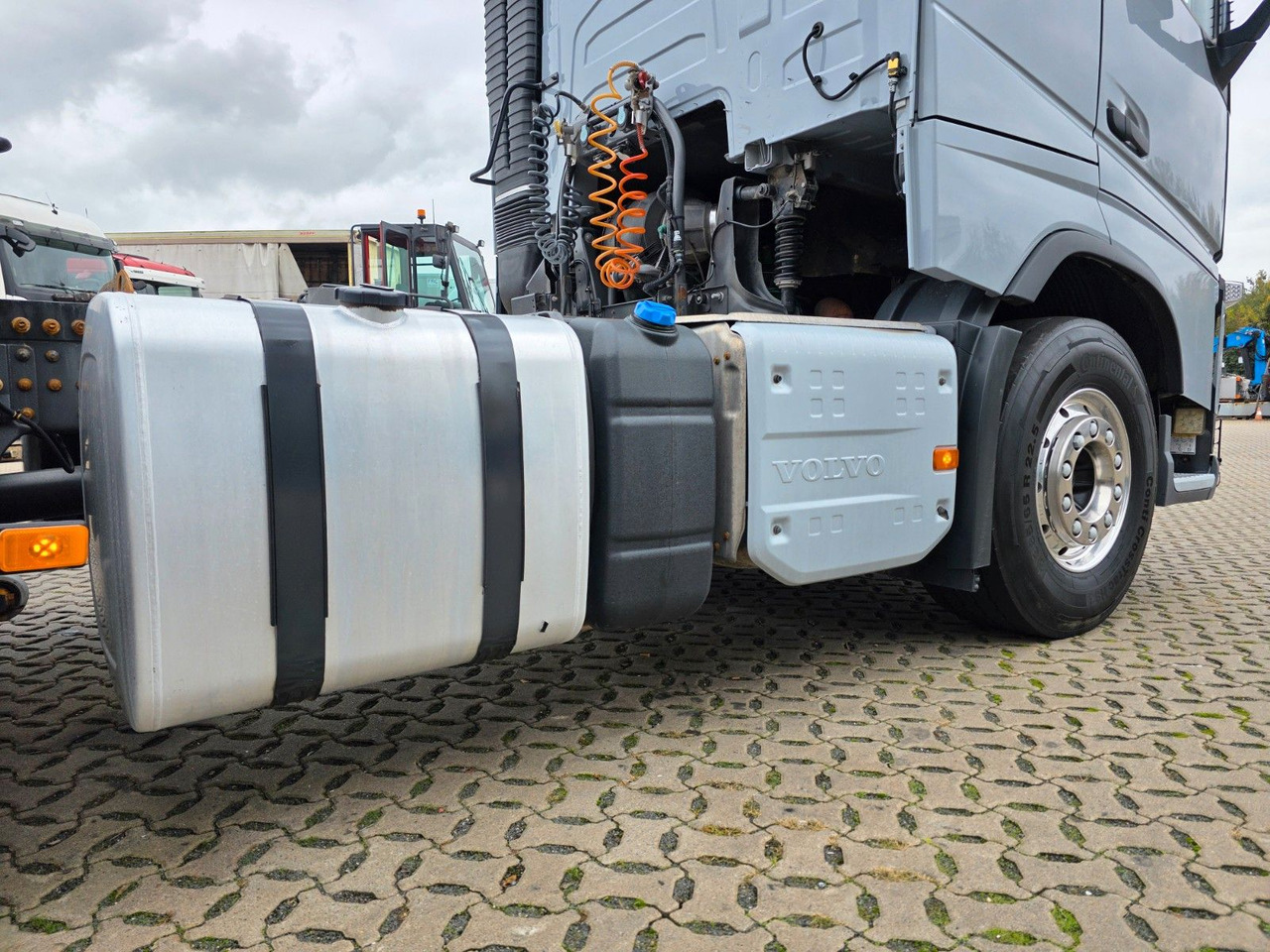 Tractor unit Volvo FH 460 / Nebenabtrieb / Kipphydraulik: picture 16 Tractor unit Volvo FH 460 / Nebenabtrieb / Kipphydraulik: picture 16