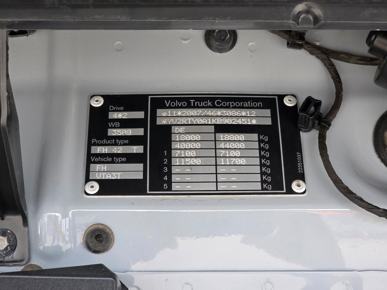 Tractor unit Volvo FH 460 / Nebenabtrieb / Kipphydraulik: picture 23 Tractor unit Volvo FH 460 / Nebenabtrieb / Kipphydraulik: picture 23