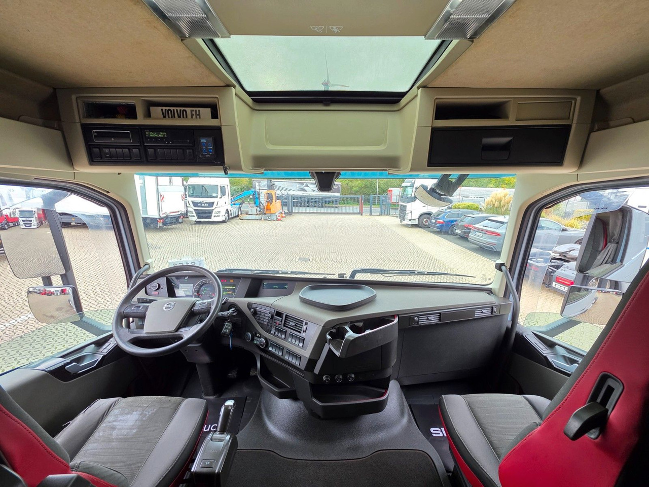 Tractor unit Volvo FH 460 / Nebenabtrieb / Kipphydraulik: picture 32 Tractor unit Volvo FH 460 / Nebenabtrieb / Kipphydraulik: picture 32