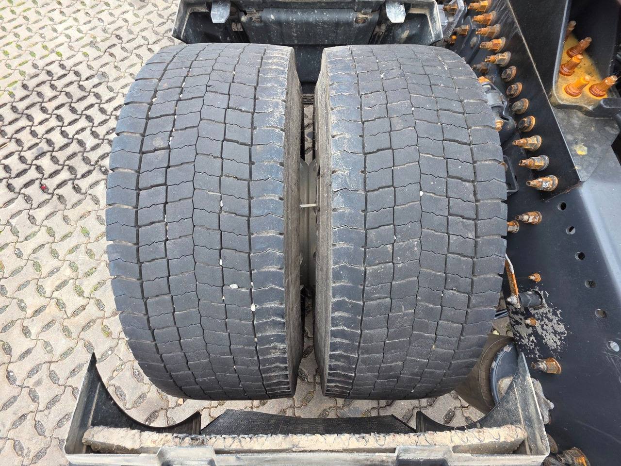 Tractor unit Volvo FH 460 / Nebenabtrieb / Kipphydraulik: picture 47 Tractor unit Volvo FH 460 / Nebenabtrieb / Kipphydraulik: picture 47