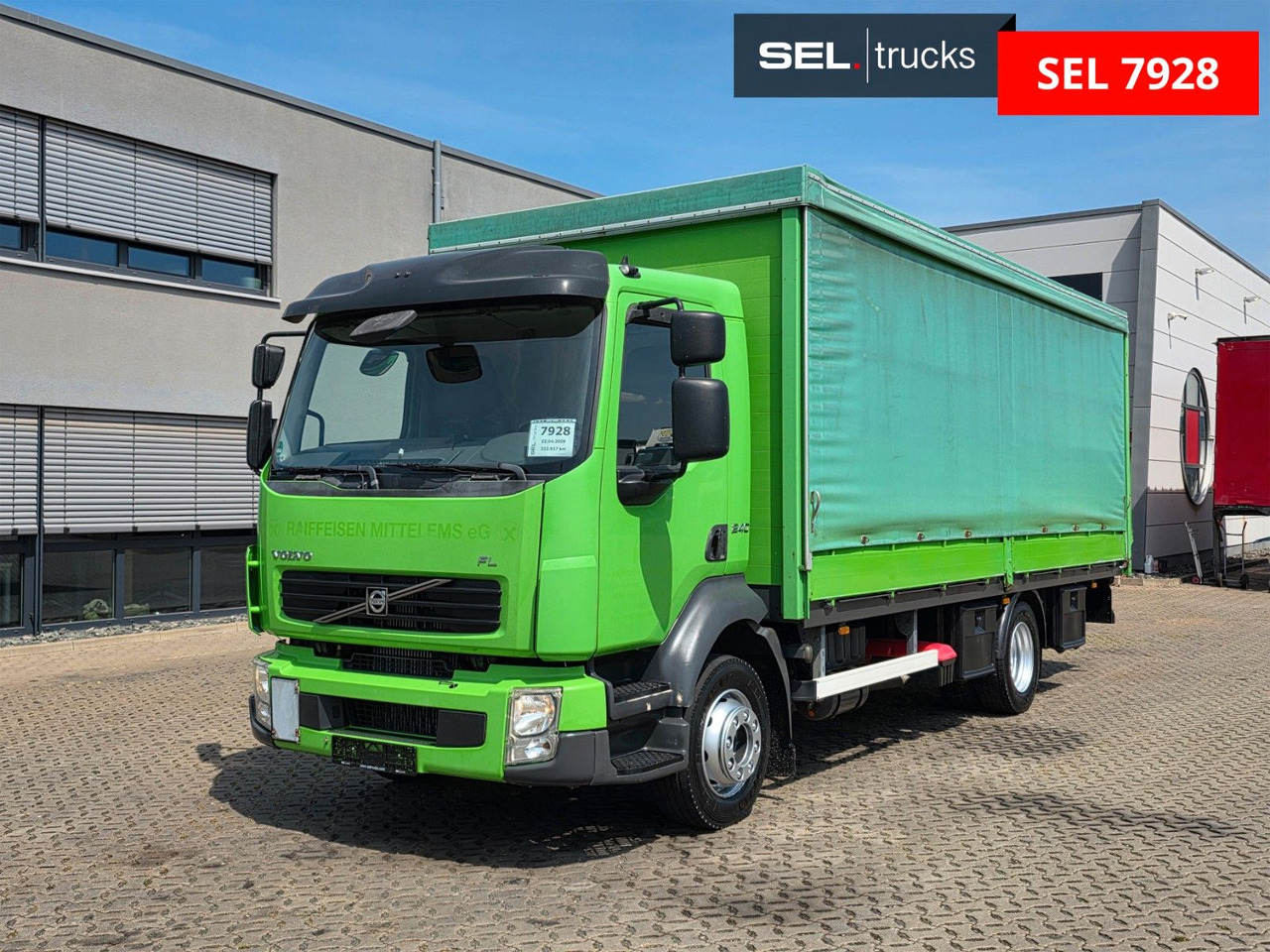 Volvo FL 240 - Curtainsider truck: picture 1 Volvo FL 240 - Curtainsider truck: picture 1